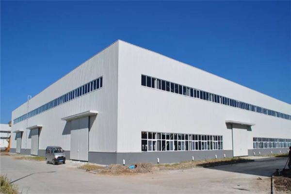 原來鋼結(jié)構(gòu)廠房加工并不簡單